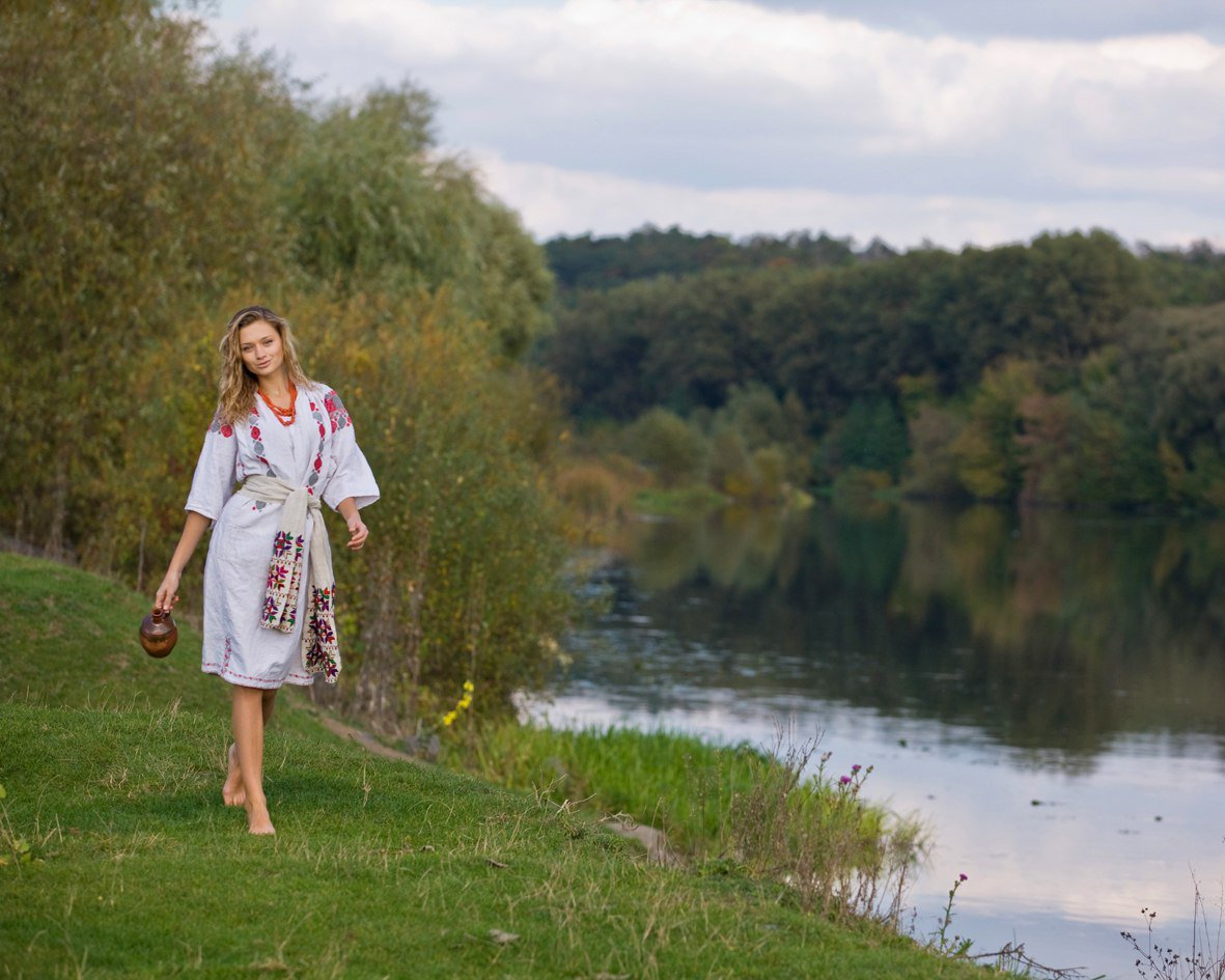 Nude girl Slavic women in Merath